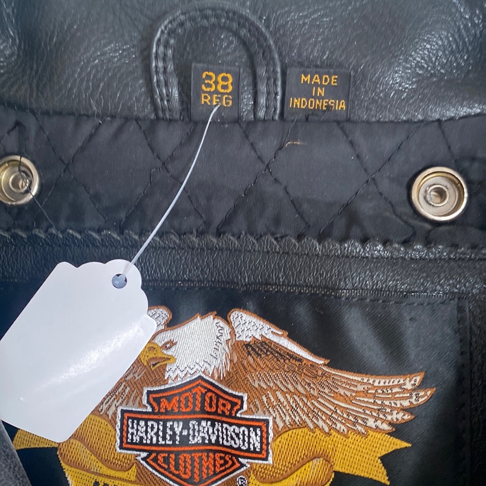 Harley Davidson Leather Jacket - Picture 6 of 7